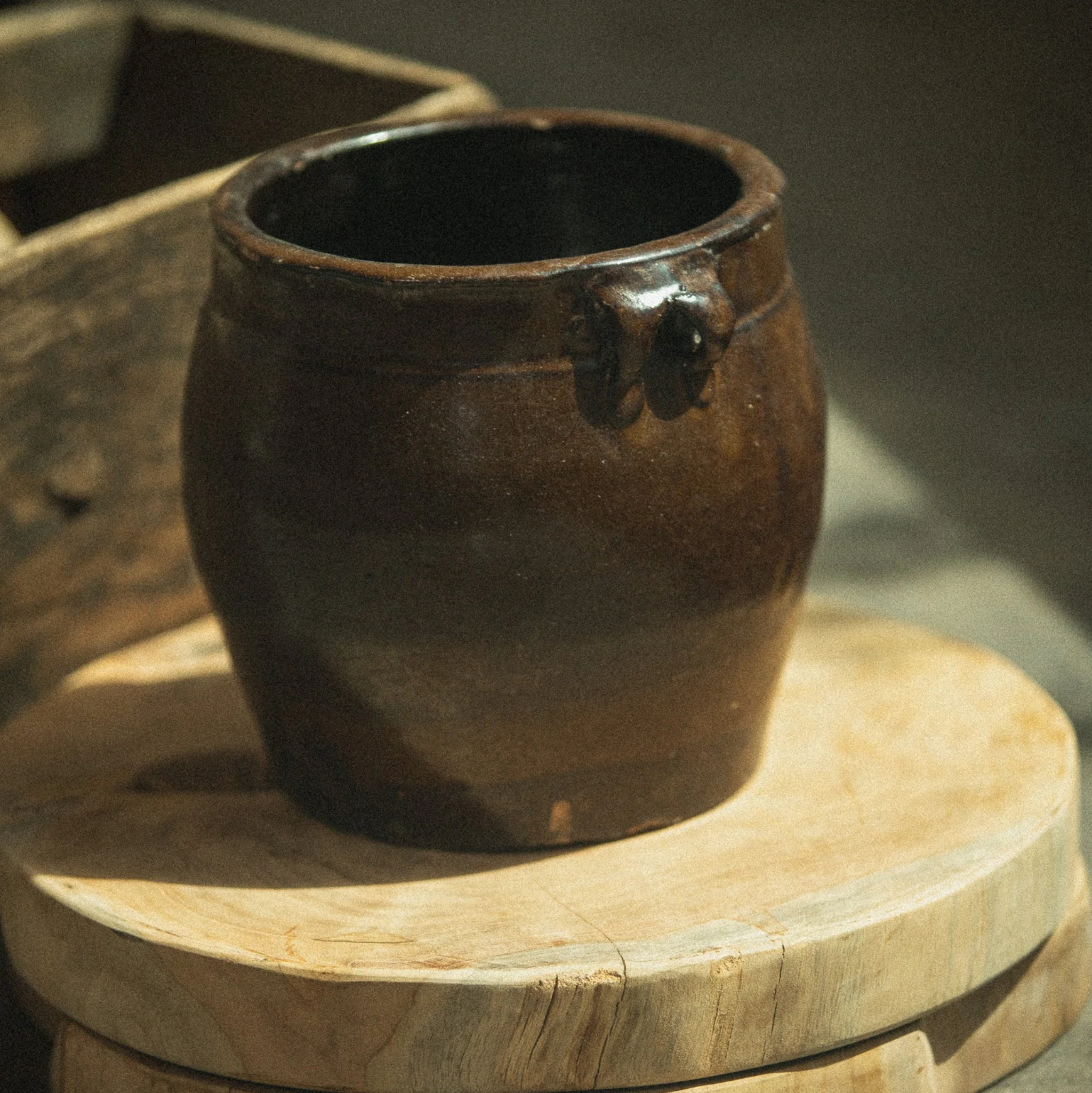 Brown Glazed Pot - wxkoi