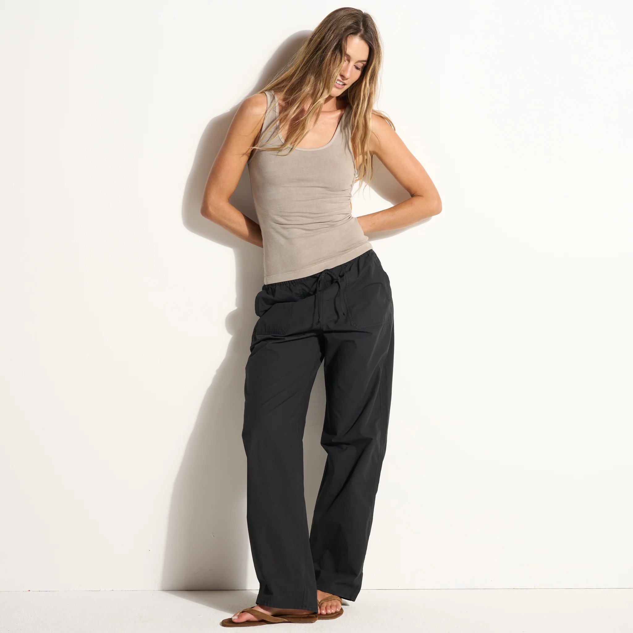 Delphine Scoop Neck Tank - wxkoi