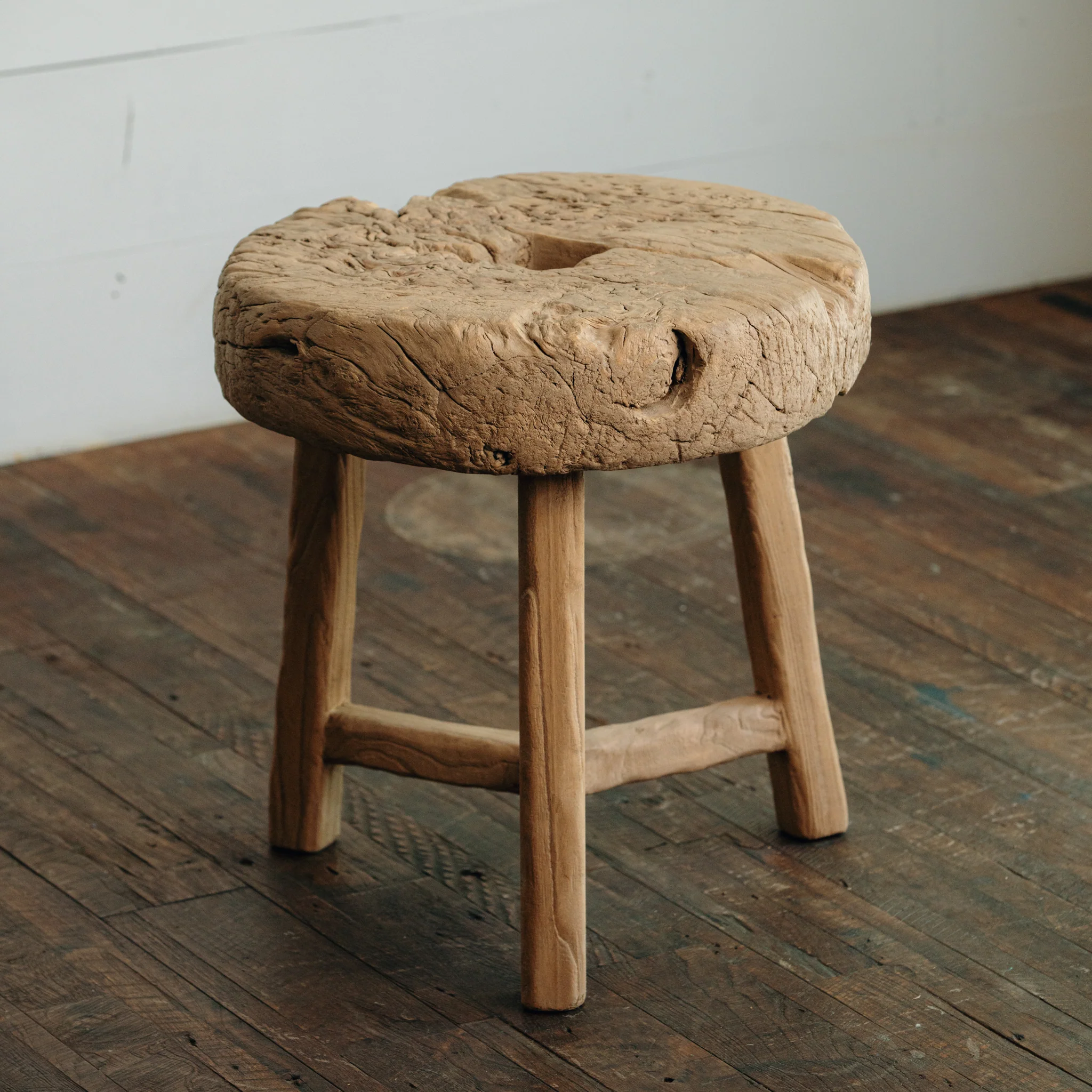 Rustic Round Stool with Opening - wxkoi