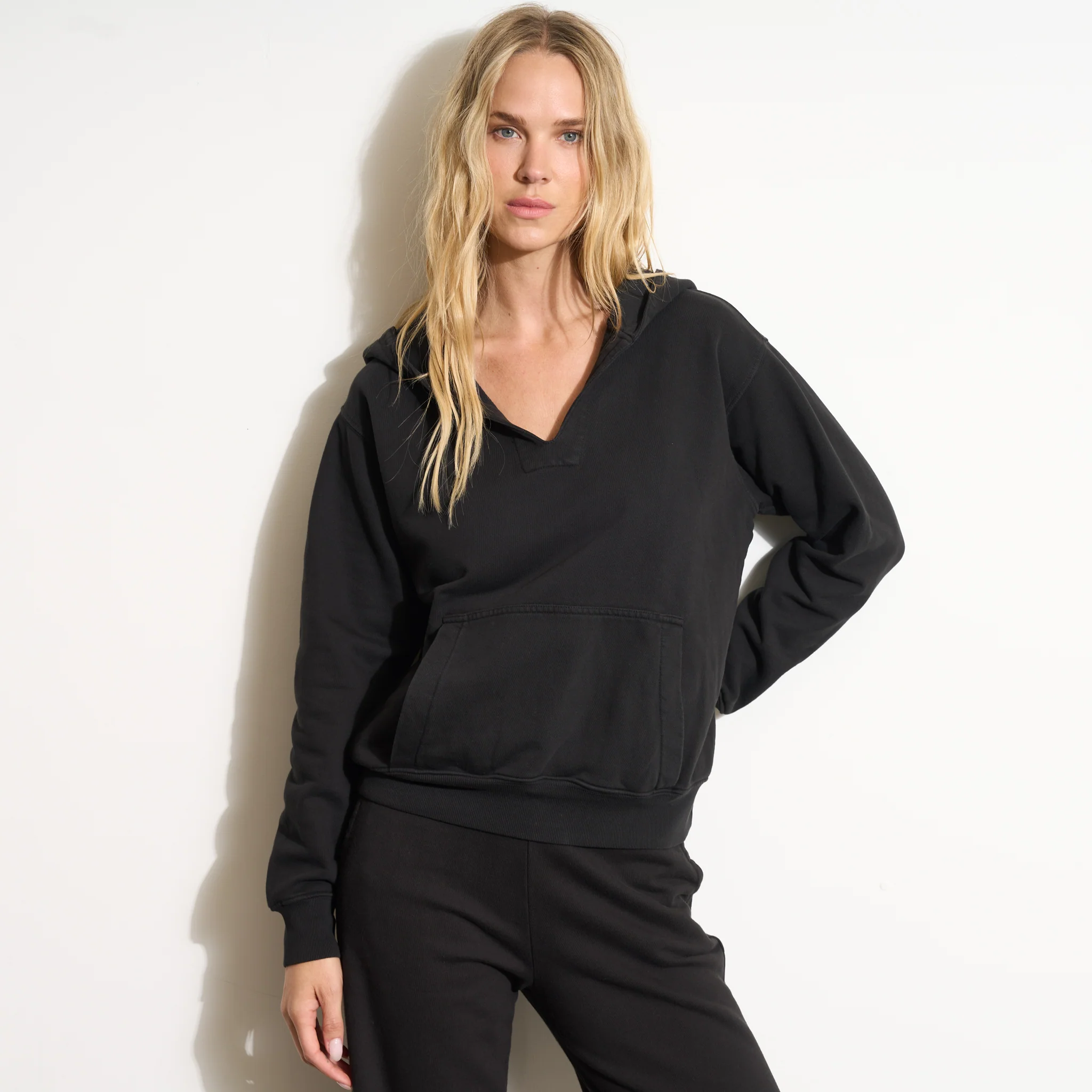 Avery Classic Terry Hoodie - wxkoi