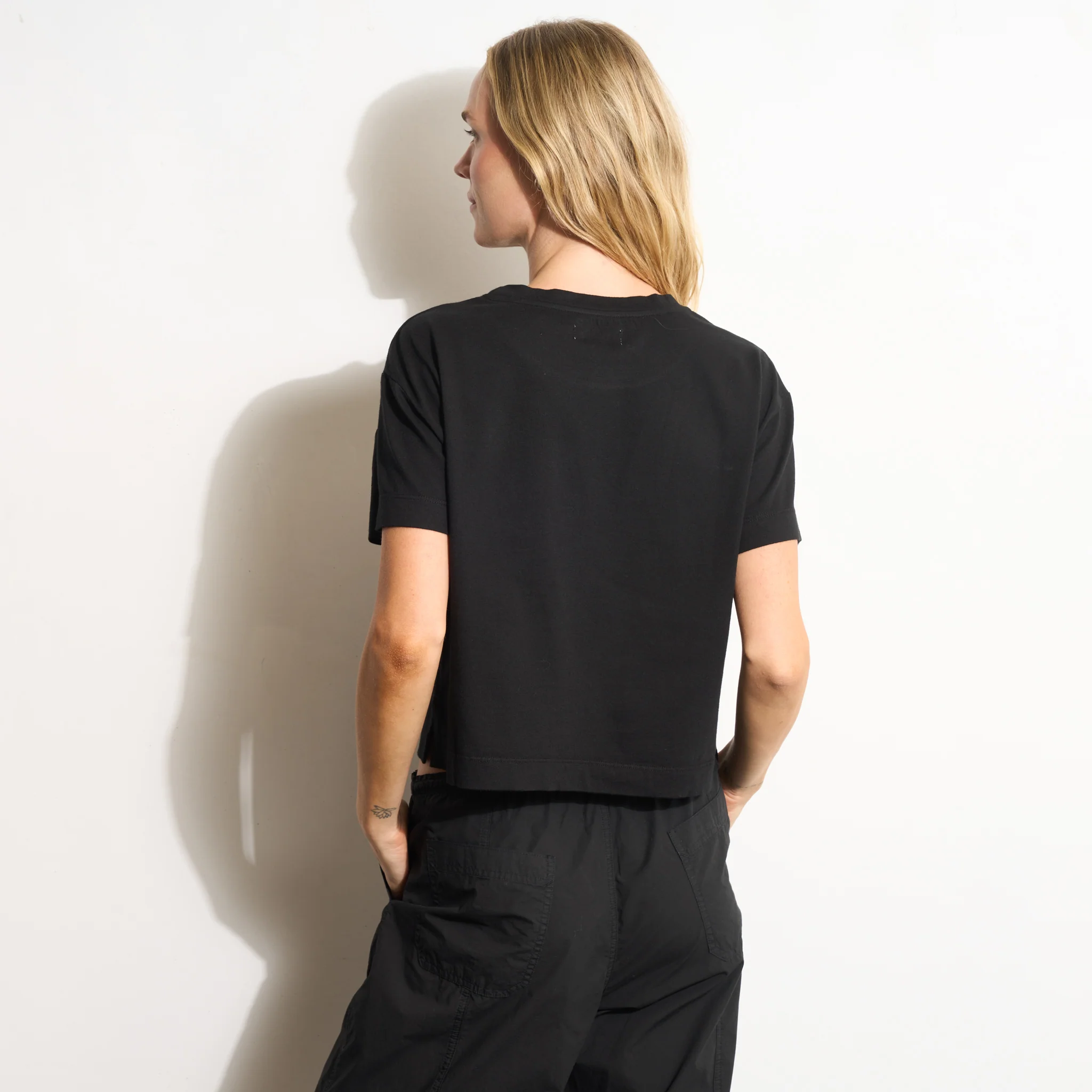 Reagan Short Sleeve Boyfriend Tee - wxkoi