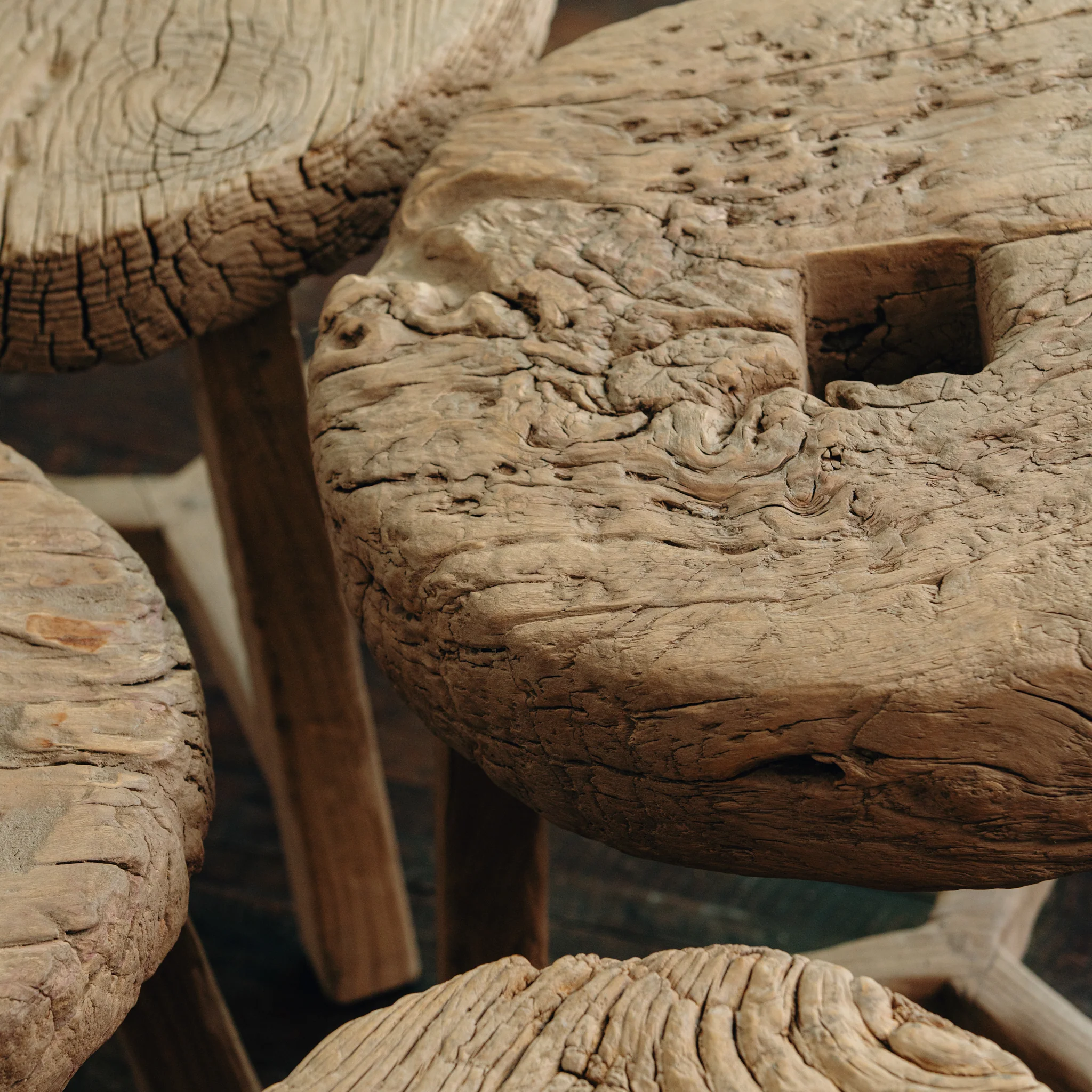 Rustic Round Stool with Opening - wxkoi